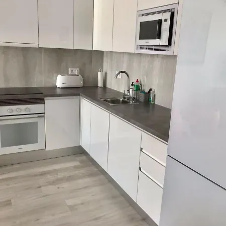 Apartment Stunning 2 Bed Apt Casa De Paz With Free Wifi Pdc Puerto del Carmen (Lanzarote)